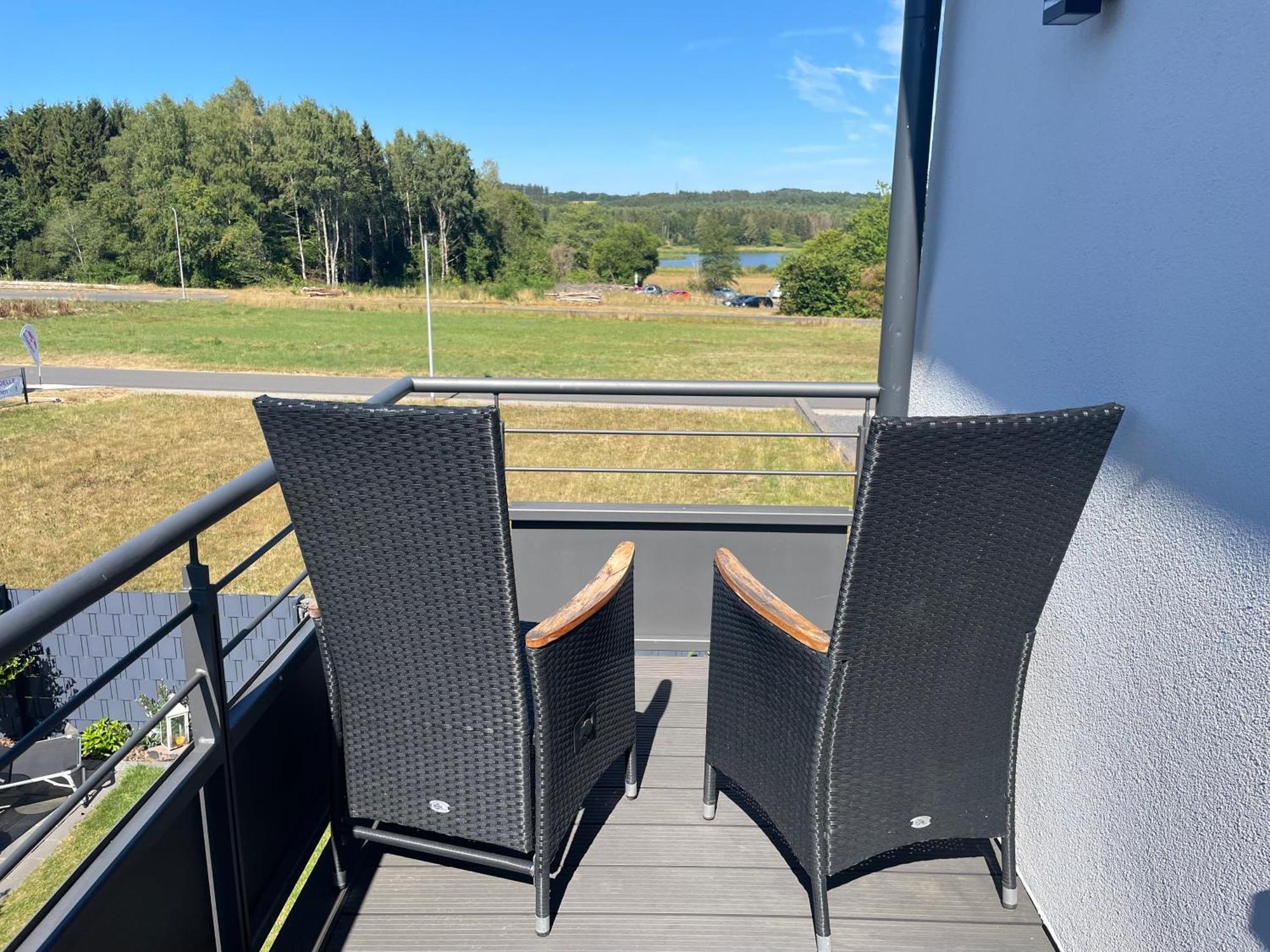 #NEU l Seeblick l NETFLIX l BOXSPRINGBETT l NESPRESSO l Terrasse l 82m2 Ulmen Exterior foto